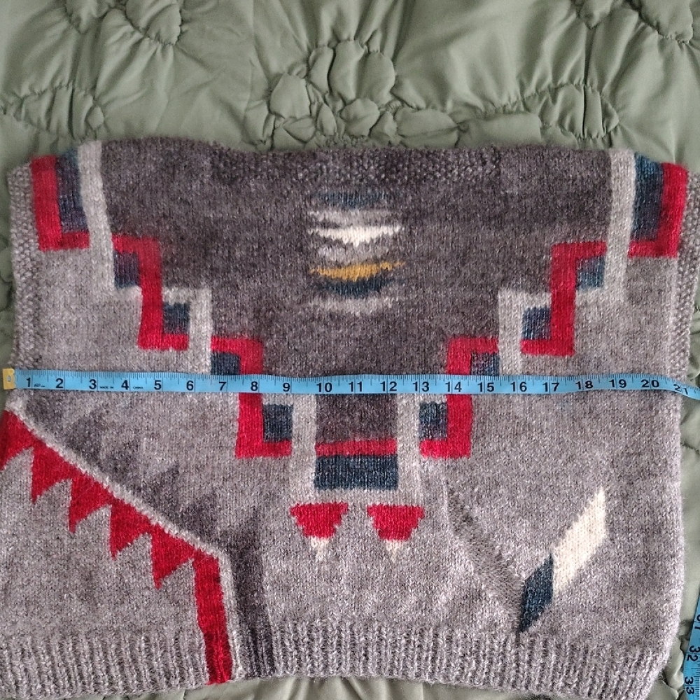 Geometric Patterned Gray Sweater - image 4